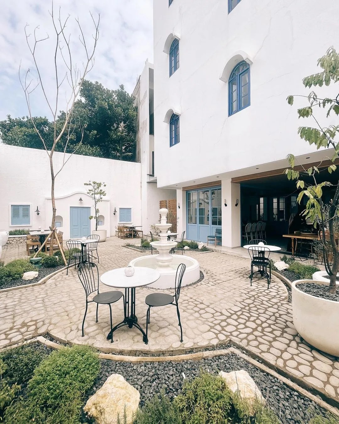 Blue Olives Taverna Bandung Jam Buka, Menu & Lokasi Blue Olives Taverna Bandung Jam Buka, Menu & Lokasi