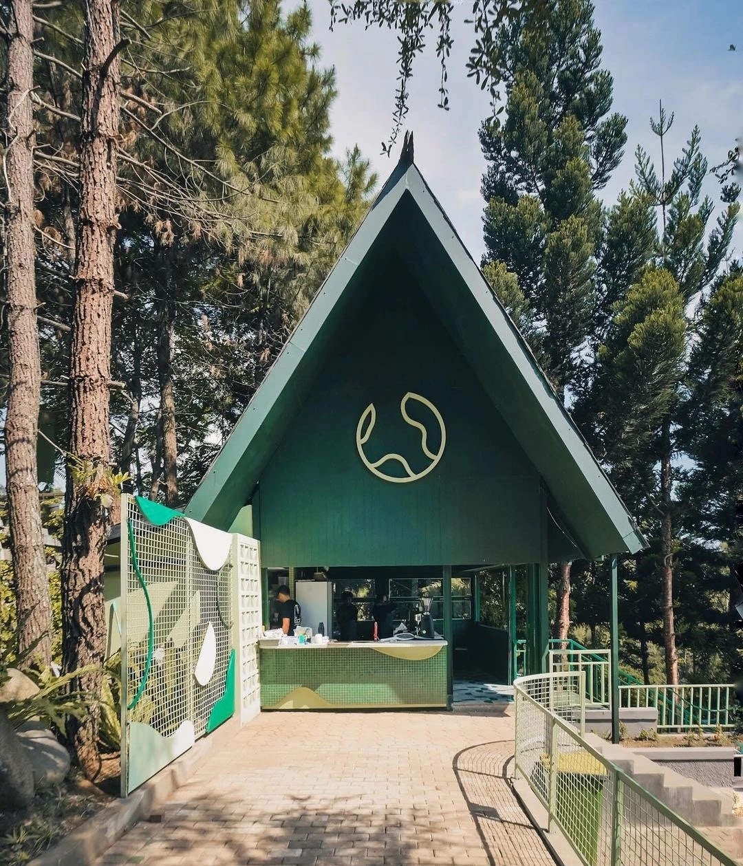 By The Forest Lembang Jam Buka, Menu & Lokasi By The Forest Lembang Jam Buka, Menu & Lokasi