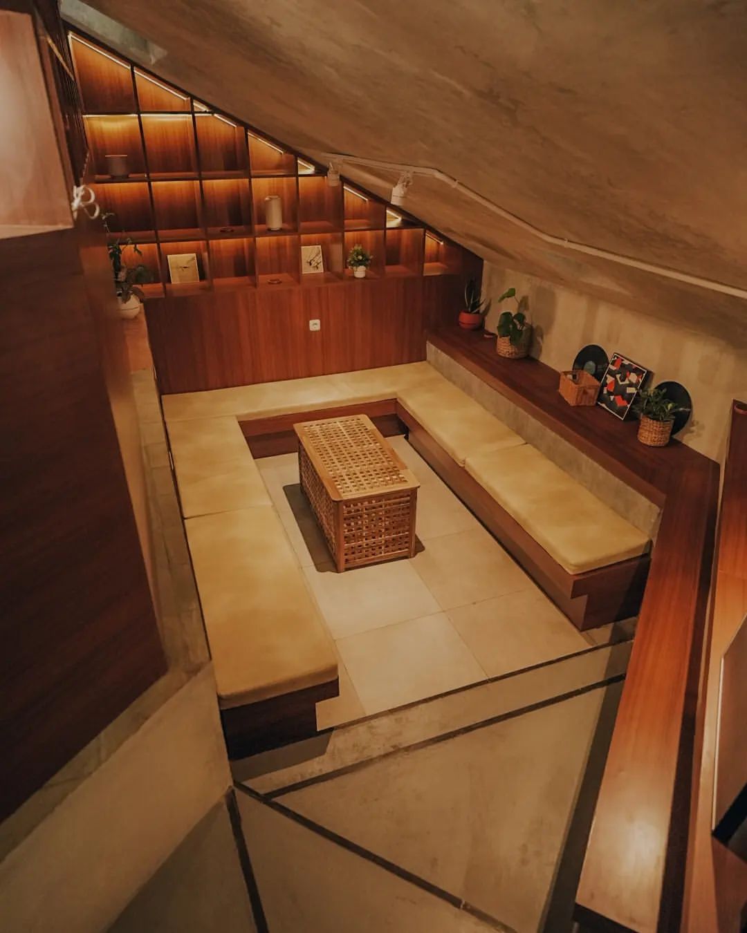 Cafe Terbaru di Bandung Cafe Terbaru di Bandung