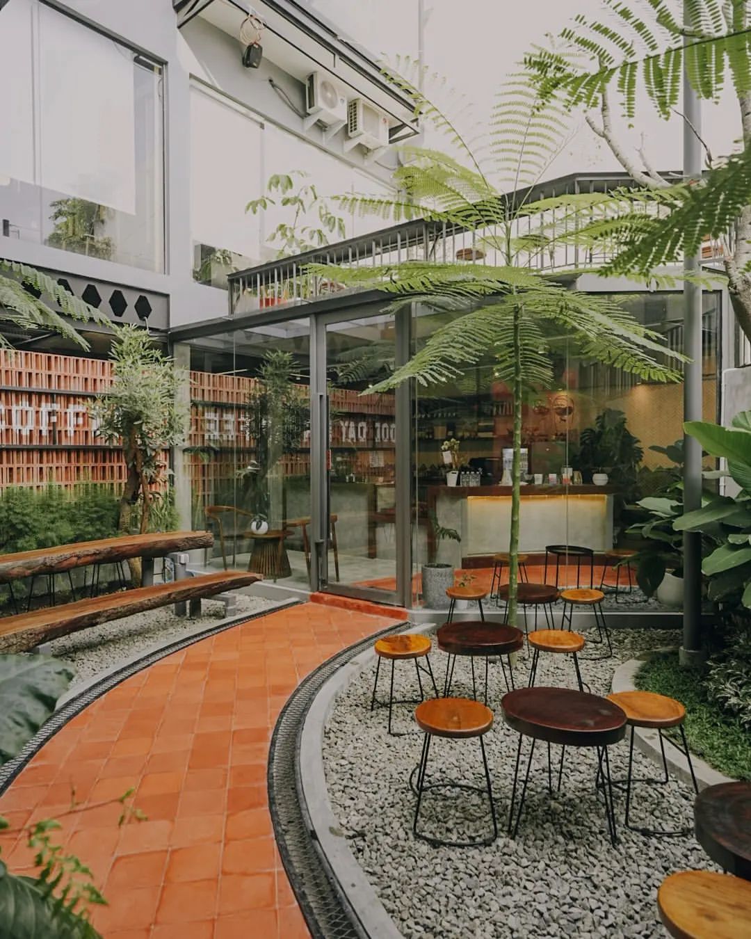 Kopi Tiga Huruf Bandung Jam Buka, Menu & Lokasi Kopi Tiga Huruf Bandung Jam Buka, Menu & Lokasi