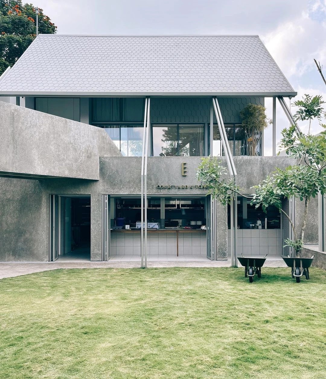 Opera Courtyard Bandung Lokasi Memikat & Menu yang Menggoda Opera Courtyard Bandung Lokasi Memikat & Menu yang Menggoda