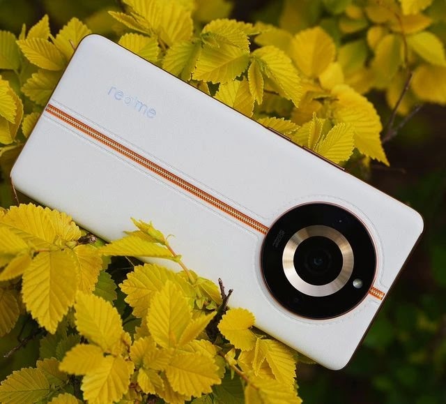 Spesifikasi Realme 11 Pro + Spesifikasi Realme 11 Pro +