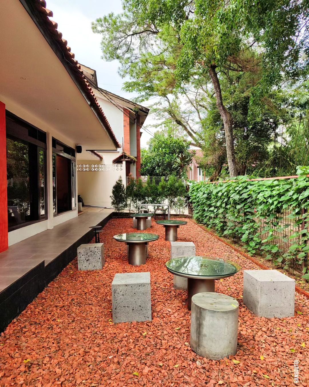 Tempat Nongkrong Asyik di Bandung Terbaru Tempat Nongkrong Asyik di Bandung Terbaru