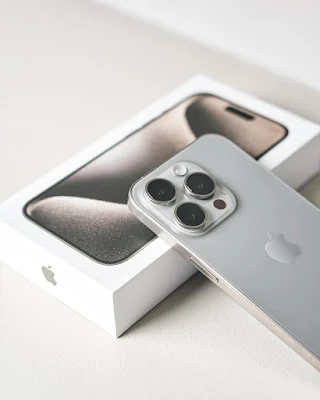 iPhone 15 Pro iPhone 15 Pro