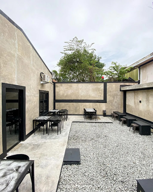 1994 Coffee and Creative Space Naripan 1994 Coffee and Creative Space Naripan