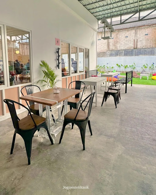 Cafe Terbaru di Jogja Cafe Terbaru di Jogja